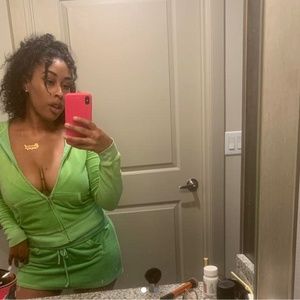 Juicy Couture lime skirt set 💚🌱🥝🍏